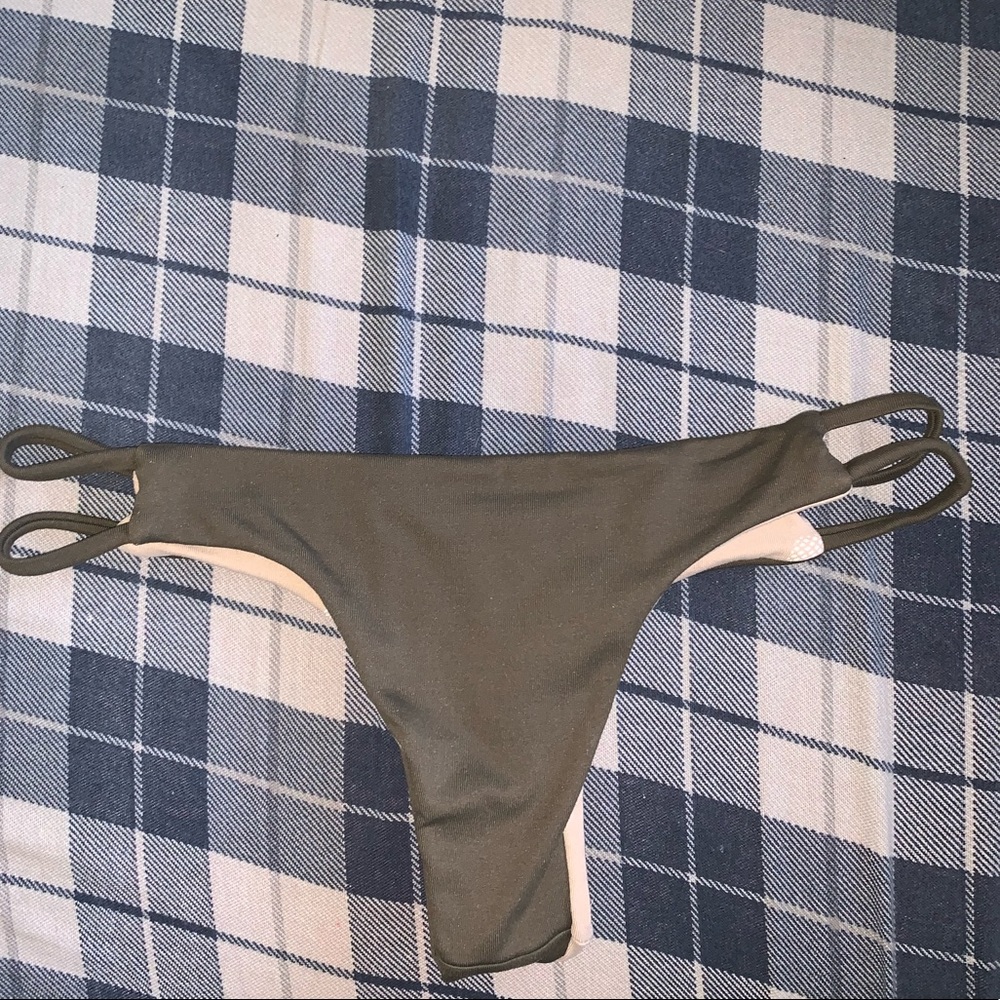 Midori Bikini Bototms
